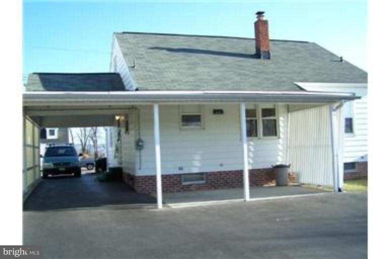 133 Devonshire Road Hagerstown, MD 21740 - Photo 2 of 20 Exterior (Rear)