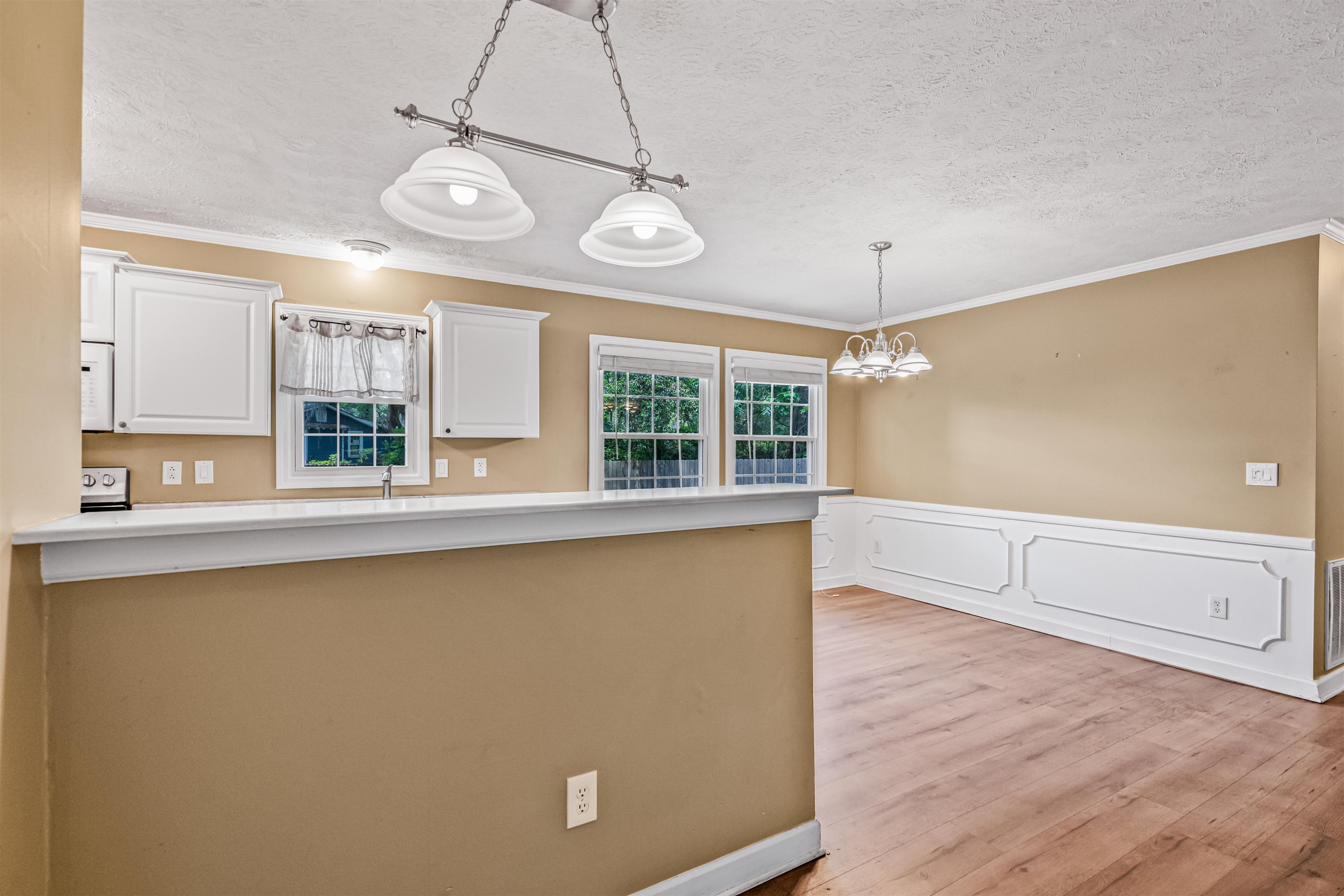 306 Kaufman Street Georgetown, SC 29440 - Photo 6 of 33