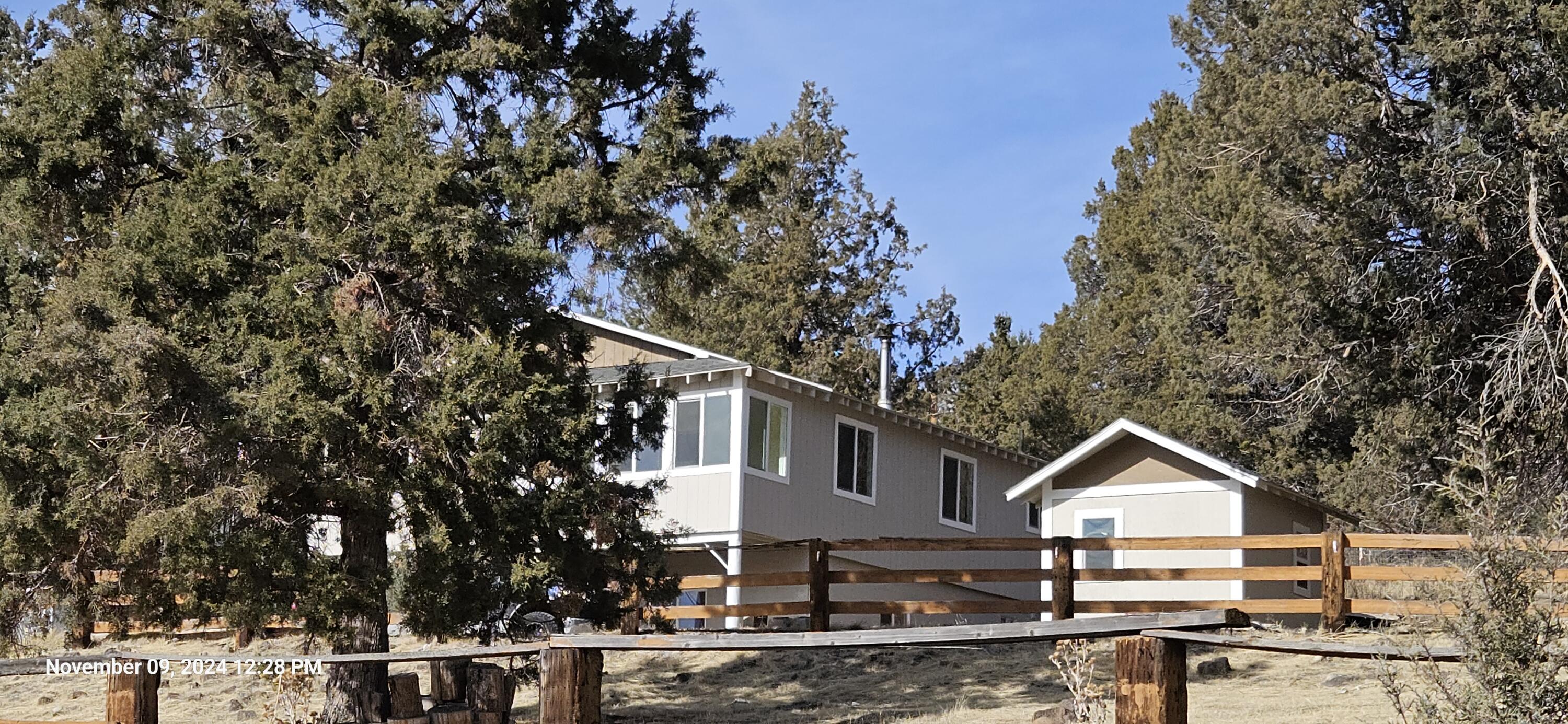 28205 Drews Road Chiloquin, OR 97624 - Photo 1 of 27 20241109_122854