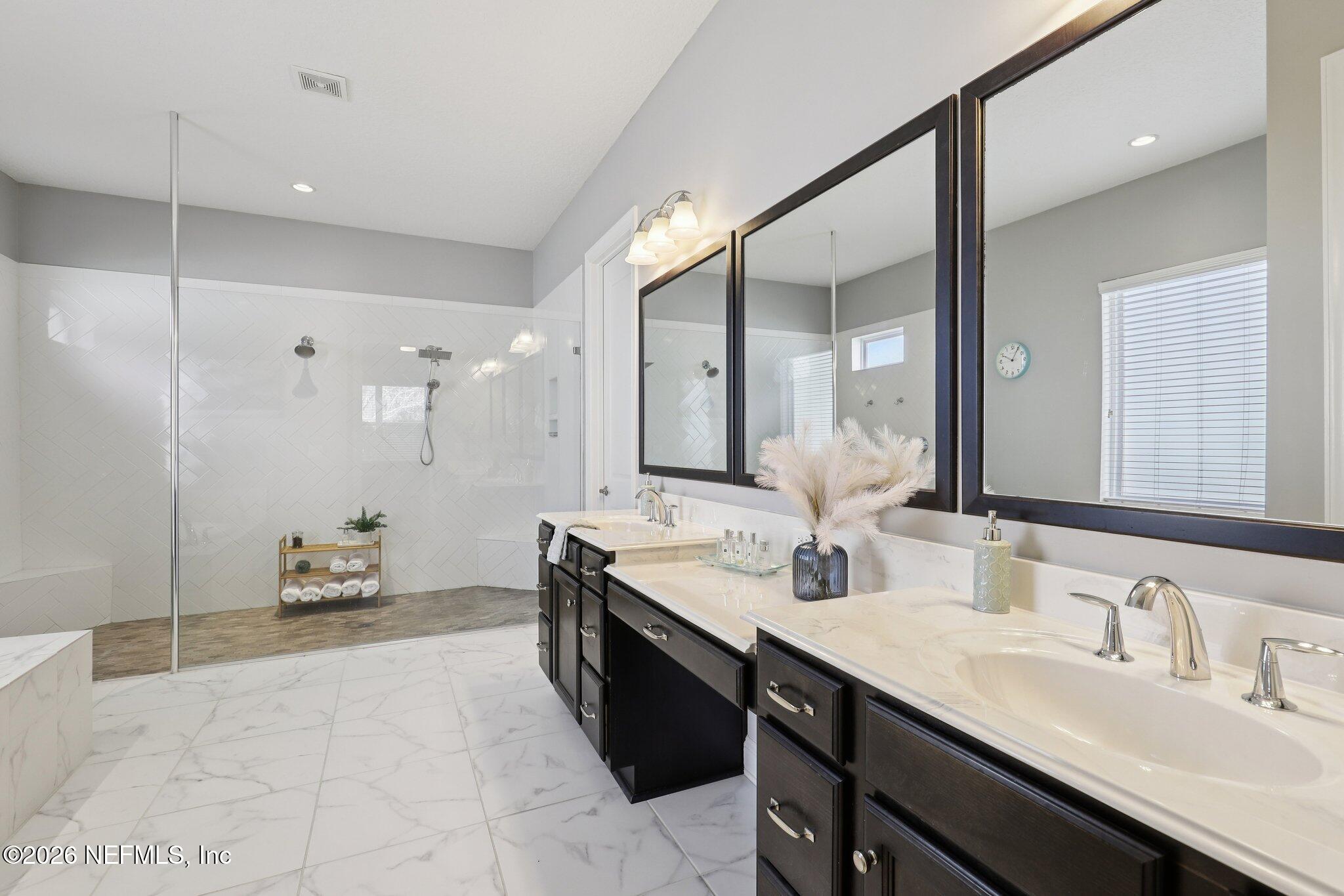 147 Dock House Road St. Johns, FL 32259 - Photo 30 of 67 Primary Bathroom