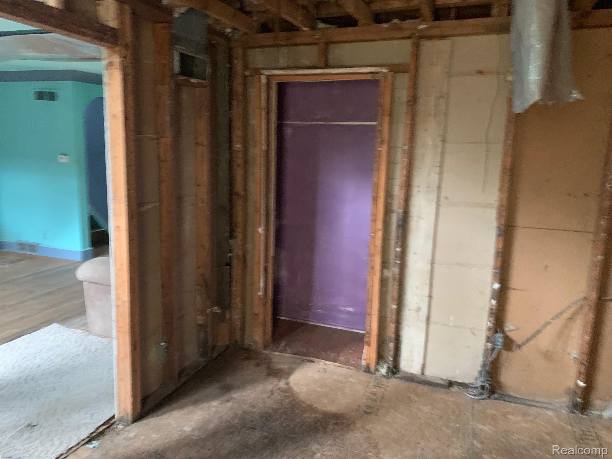 113 East Rouse Street Lansing, MI 48910 - Photo 8 of 14 image6.jpeg