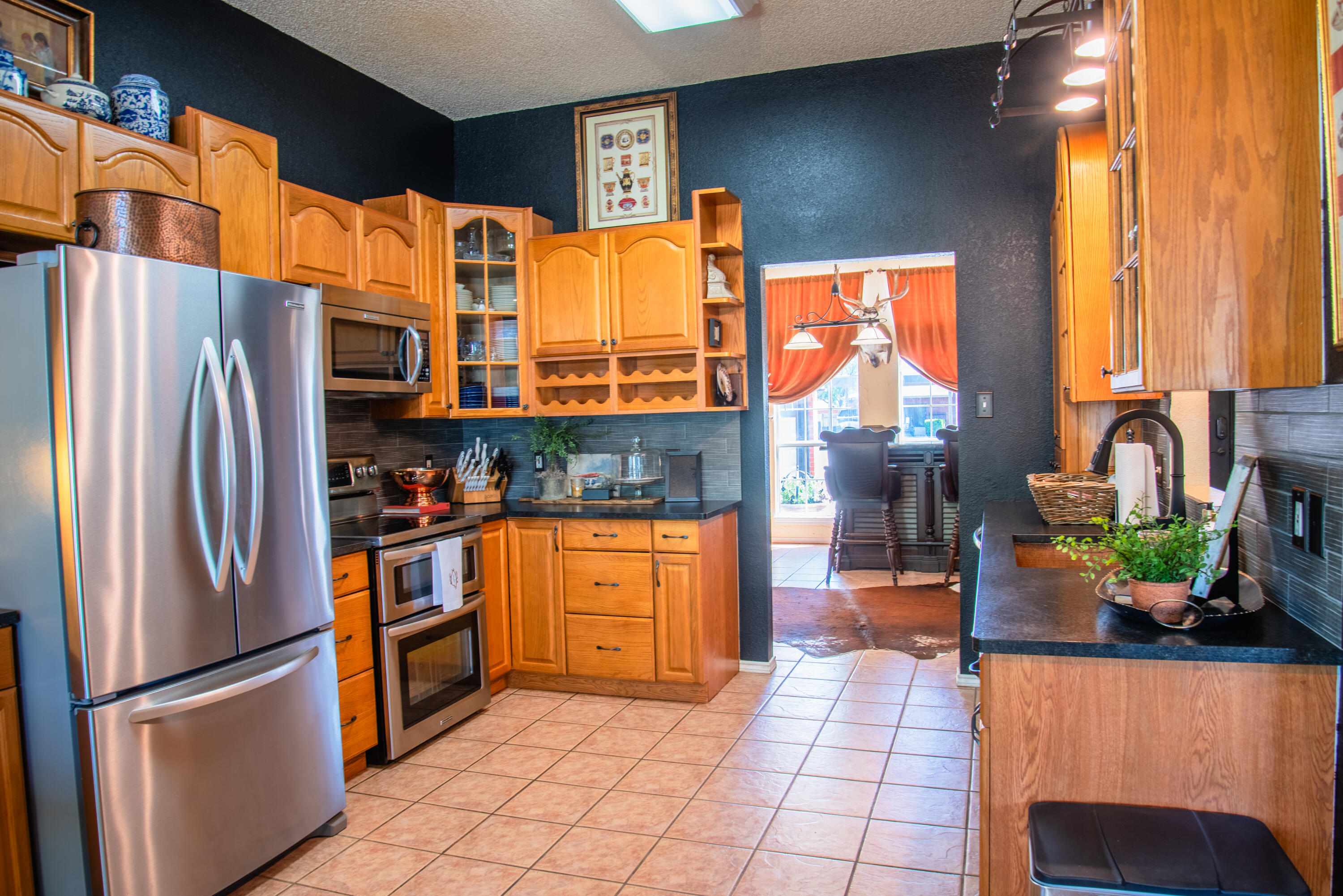 2604 Madison Street Lubbock, TX 79415 - Photo 12 of 39 R4U_0476-HDR