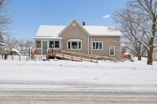 $278,000 | 220 5th Avenue West, Washburn, WI 54891