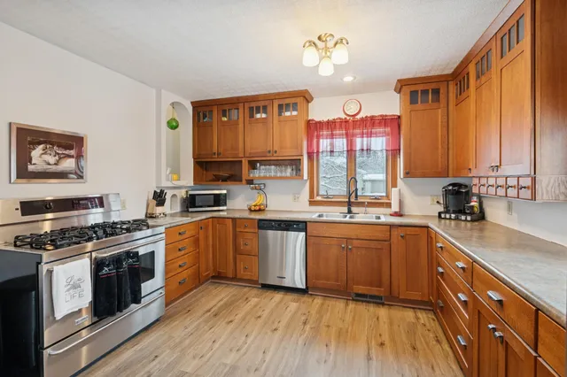 $278,000 | 220 5th Avenue West, Washburn, WI 54891