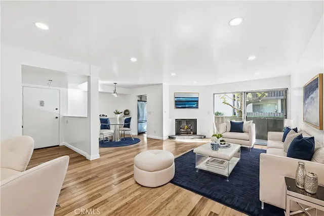 $499,000 | 15030 Victory Boulevard, Unit 103, Van Nuys, CA 91411