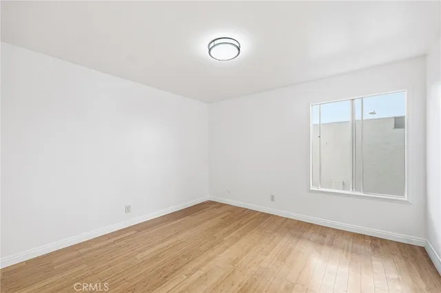 $499,000 | 15030 Victory Boulevard, Unit 103, Van Nuys, CA 91411