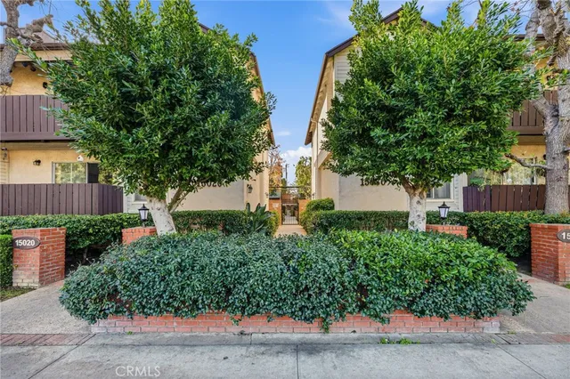 $499,000 | 15030 Victory Boulevard, Unit 103, Van Nuys, CA 91411