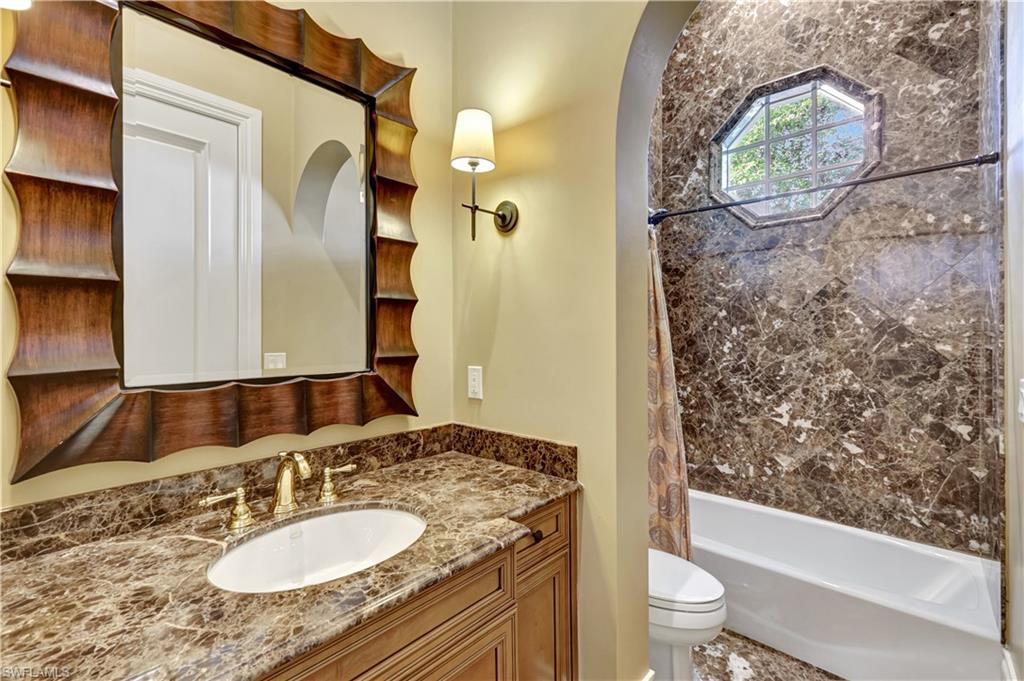 2249 Miramonte Court Naples, FL 34105 - Photo 26 of 43