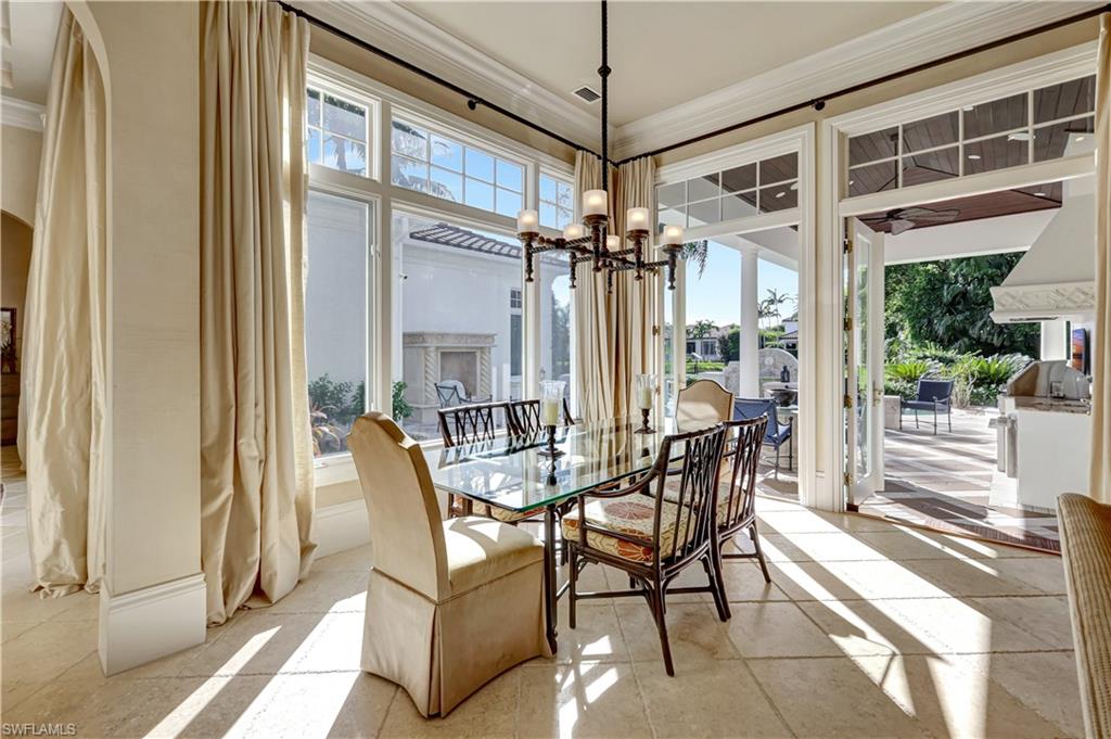 2249 Miramonte Court Naples, FL 34105 - Photo 10 of 43