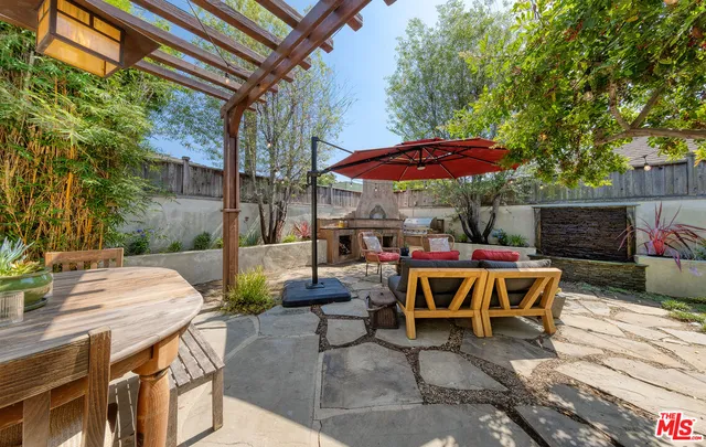 $2,179,000 | 10824 Lindblade Street, Culver City, CA 90230