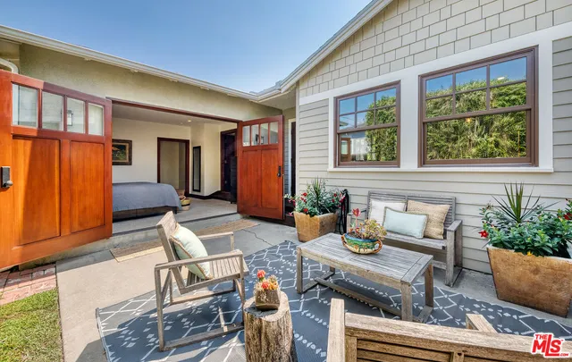 $2,179,000 | 10824 Lindblade Street, Culver City, CA 90230