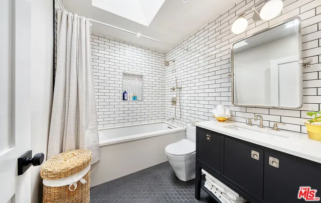 $2,179,000 | 10824 Lindblade Street, Culver City, CA 90230