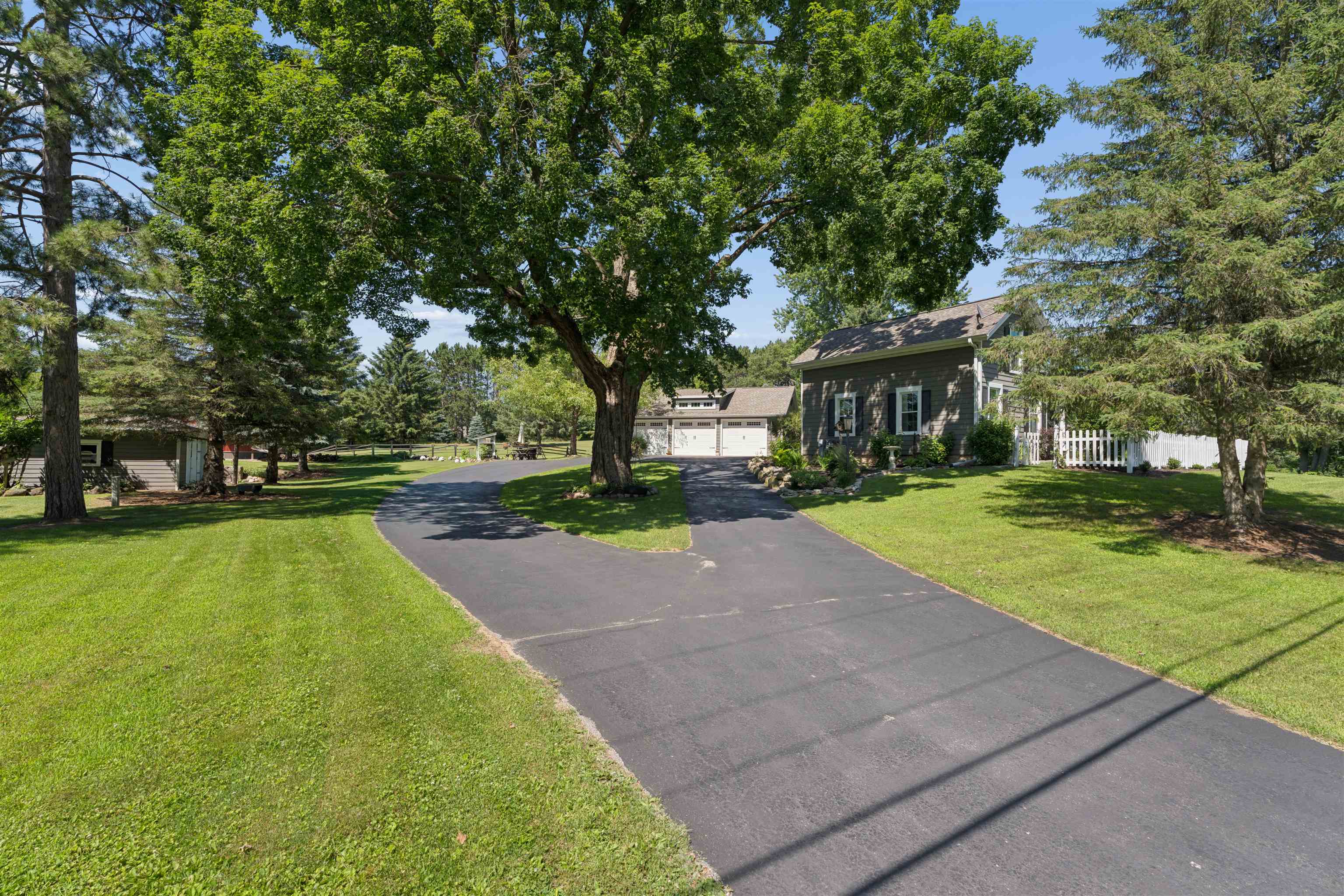 815 Grand View Road Hortonville, WI 54944 - Photo 29 of 52