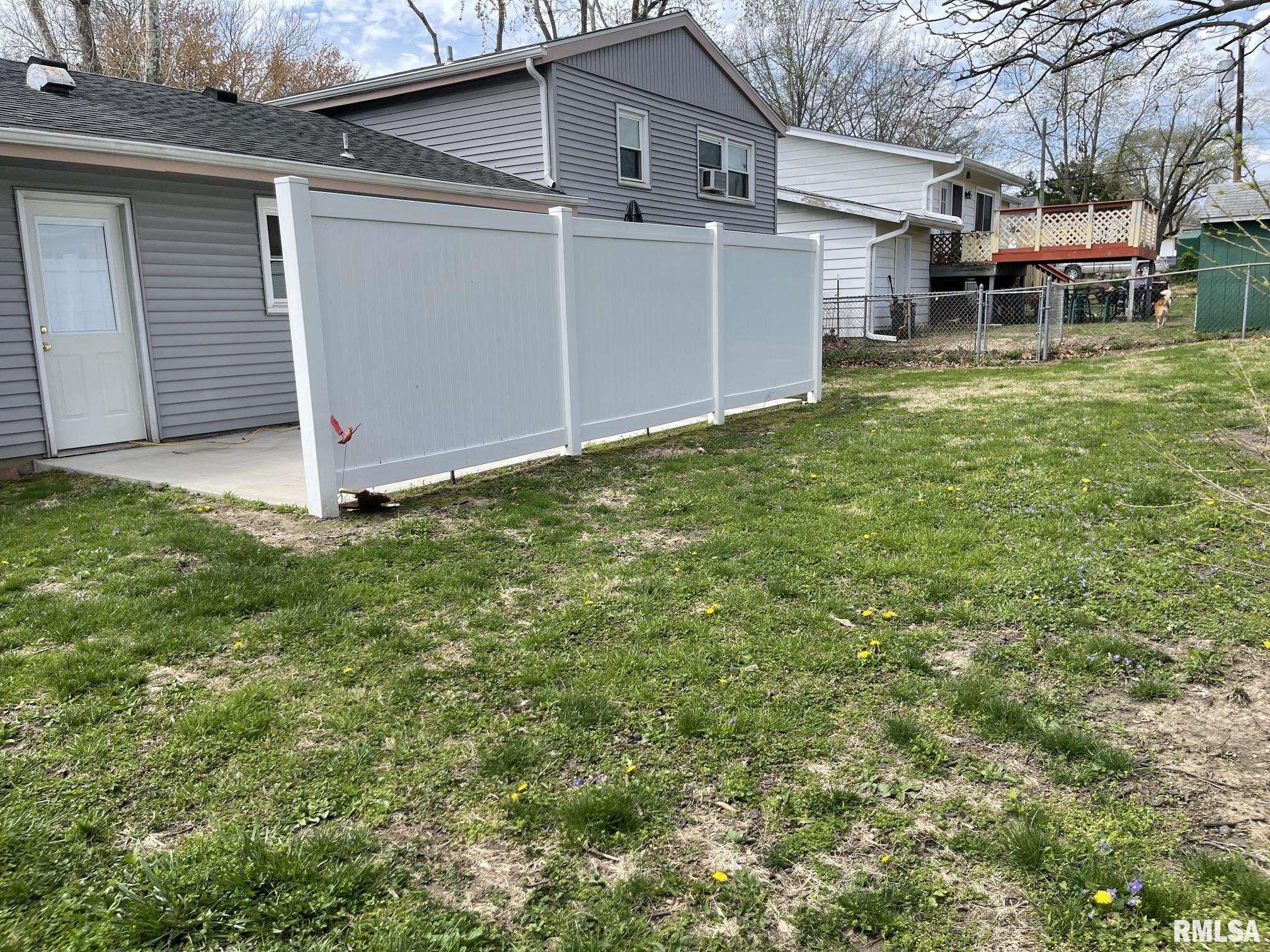 817 East Thoma Street Springfield, IL 62702 - Photo 5 of 13 Gallery Image 5
