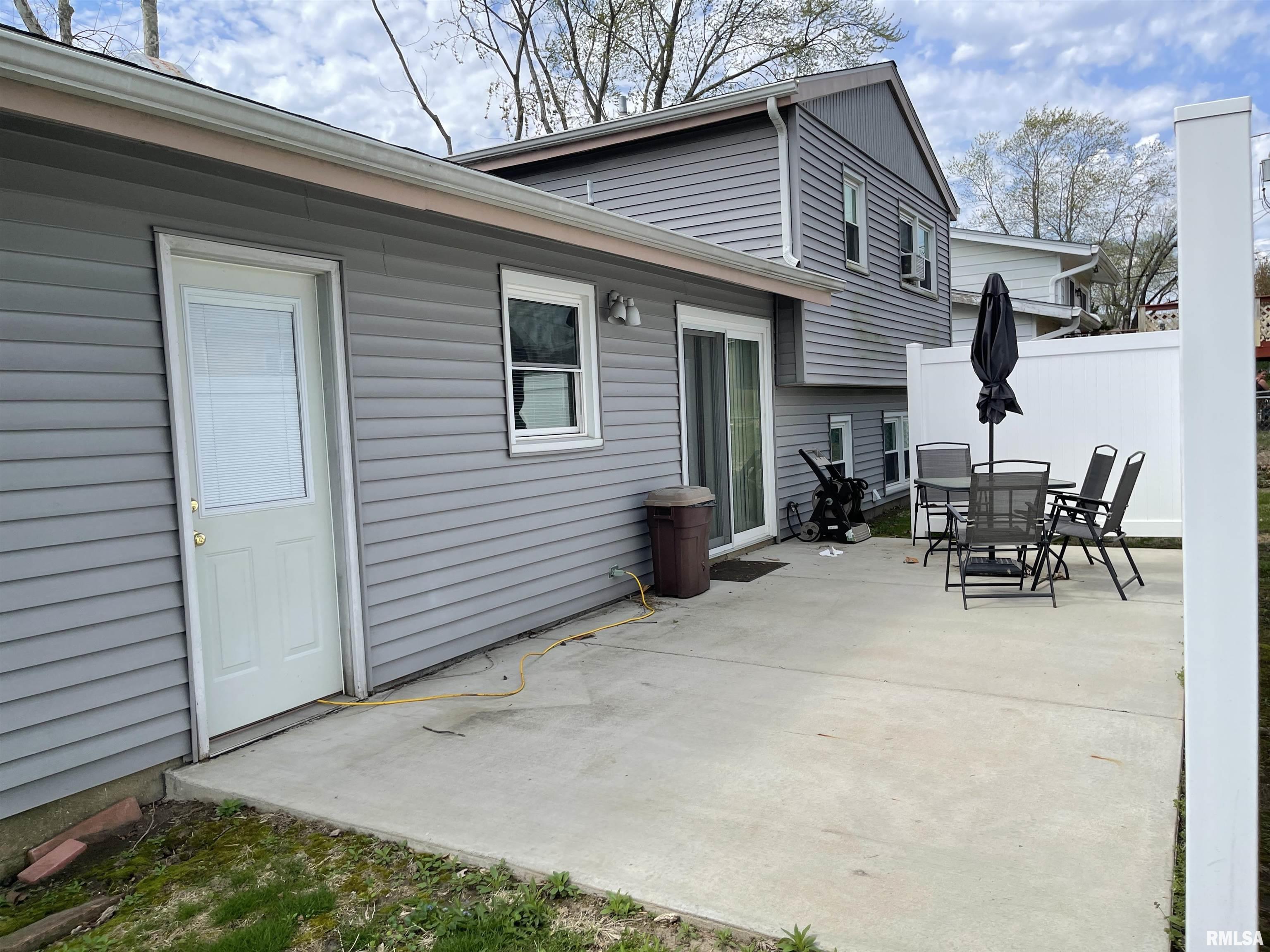 817 East Thoma Street Springfield, IL 62702 - Photo 9 of 13 Gallery Image 9