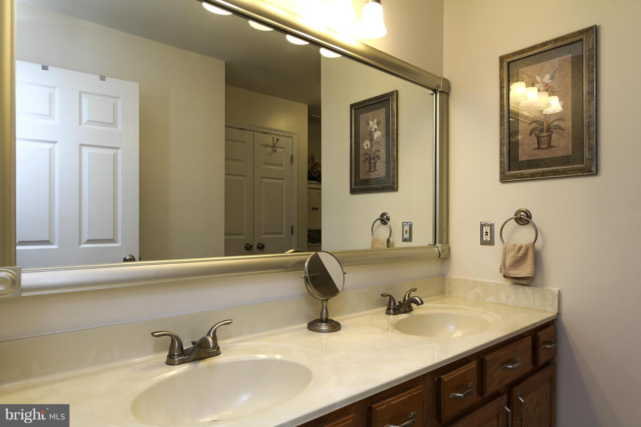 1004 Gullo Road New Windsor, MD 21776 - Photo 13 of 30 Bath
