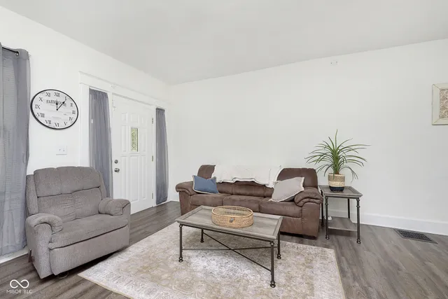 $1,900 | 1432 Sturm Avenue, Indianapolis, IN 46201