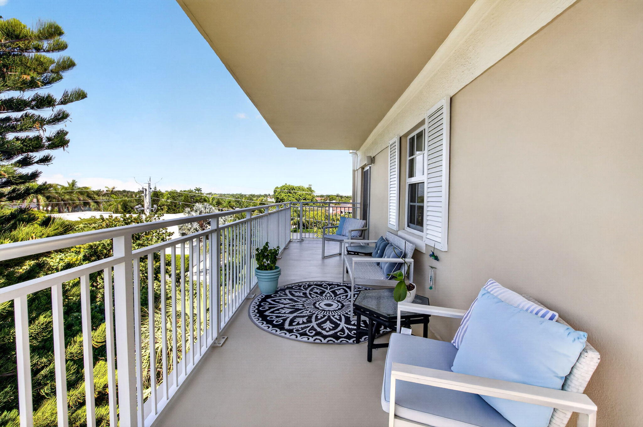 950 De Soto Road, Unit 5A Boca Raton, FL 33432 - Photo 51 of 98 a view of balcony with furniture