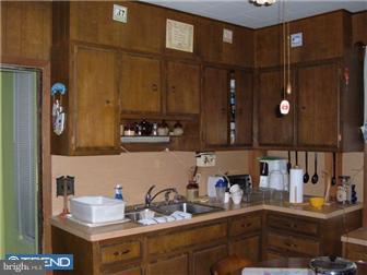 304 State Street Reading, PA 19607 - Photo 4 of 7 Gallery Image 4