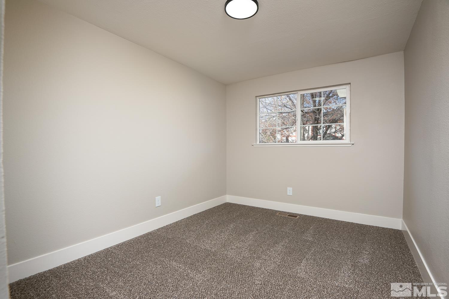 712 Rolando Way Carson City, NV 89701 - Photo 16 of 37 Photo 16