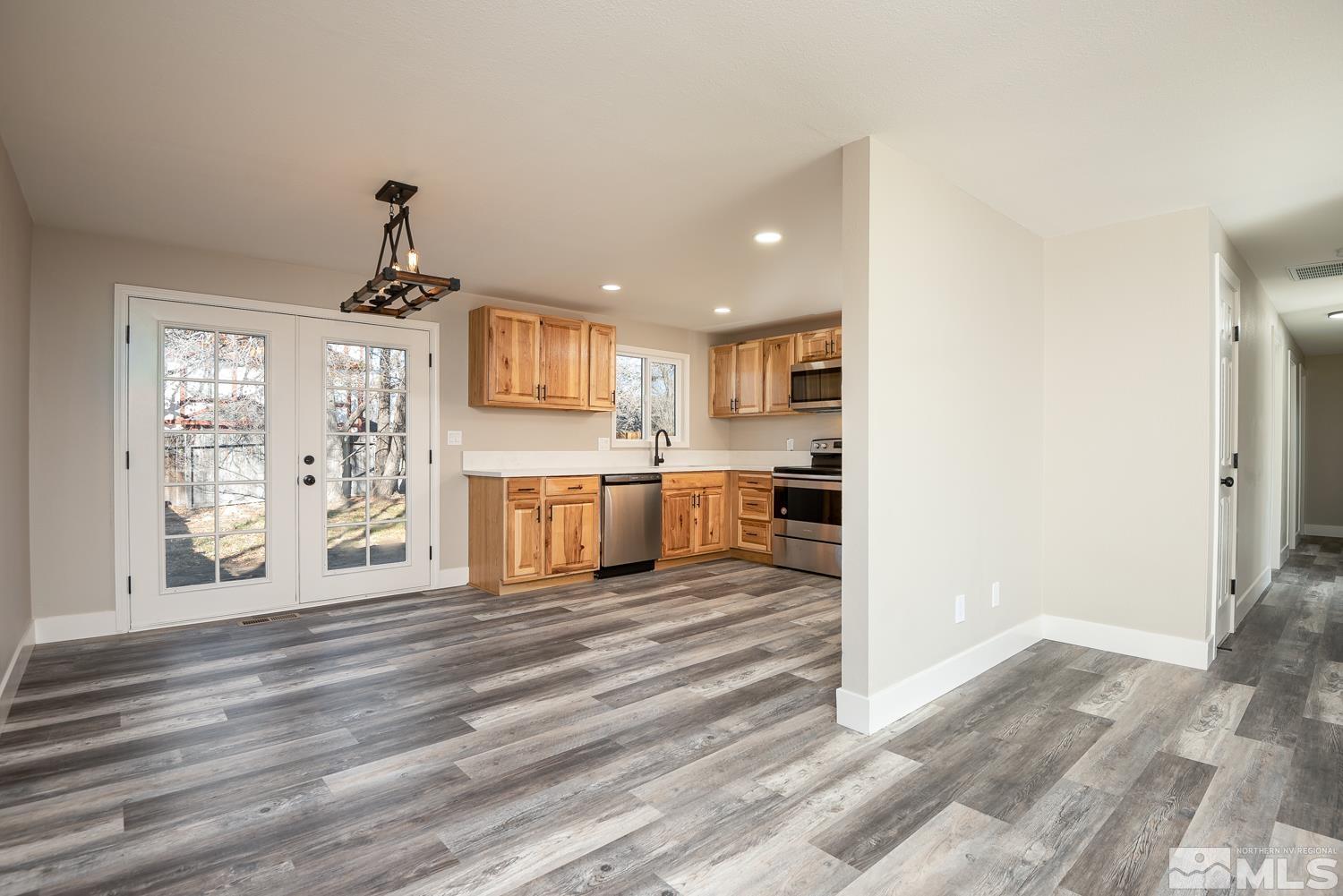 712 Rolando Way Carson City, NV 89701 - Photo 7 of 37 Photo 7