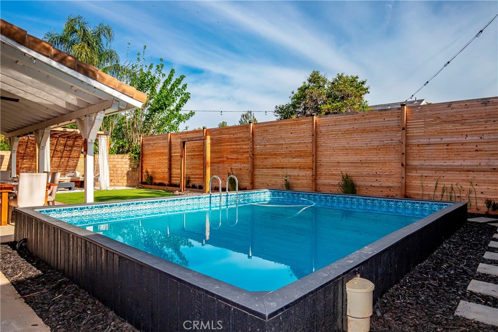 28630 Oak Valley Road Castaic, CA 91384 - Photo 44 of 54 a view of a backyard with sitting area