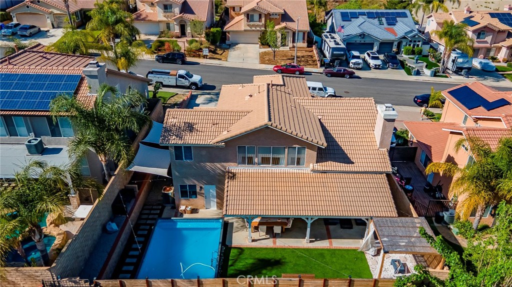28630 Oak Valley Road Castaic, CA 91384 - Photo 52 of 54 an aerial view of multiple houses with a yard
