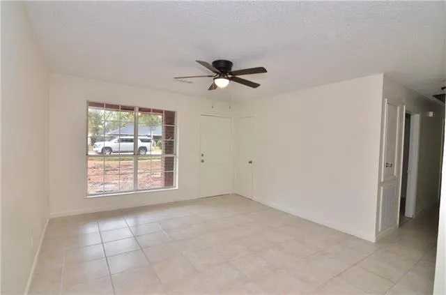 $1,450 | 208 Martin Luther King Junior Drive, Covington, LA 70433