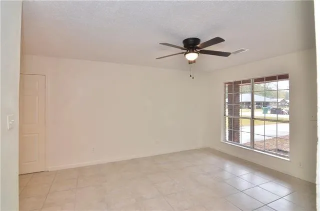 $1,450 | 208 Martin Luther King Junior Drive, Covington, LA 70433