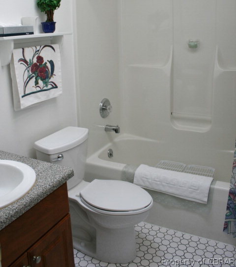 3062 Rachael Lane Hayes, VA 23072 - Photo 2 of 7