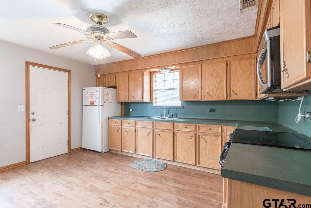 171 Echo Lane Rusk, TX 75785 - Photo 7 of 34