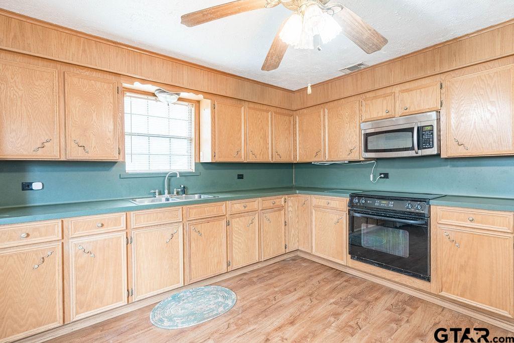 171 Echo Lane Rusk, TX 75785 - Photo 9 of 34