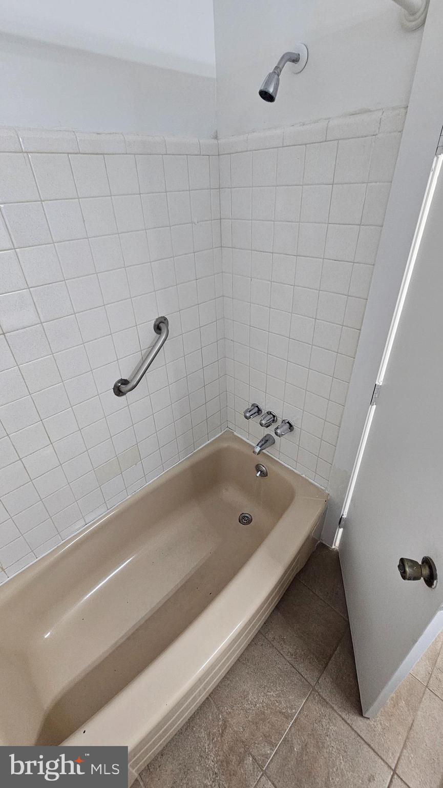 2201-19 Lansing Street Philadelphia, PA 19152 - Photo 24 of 32