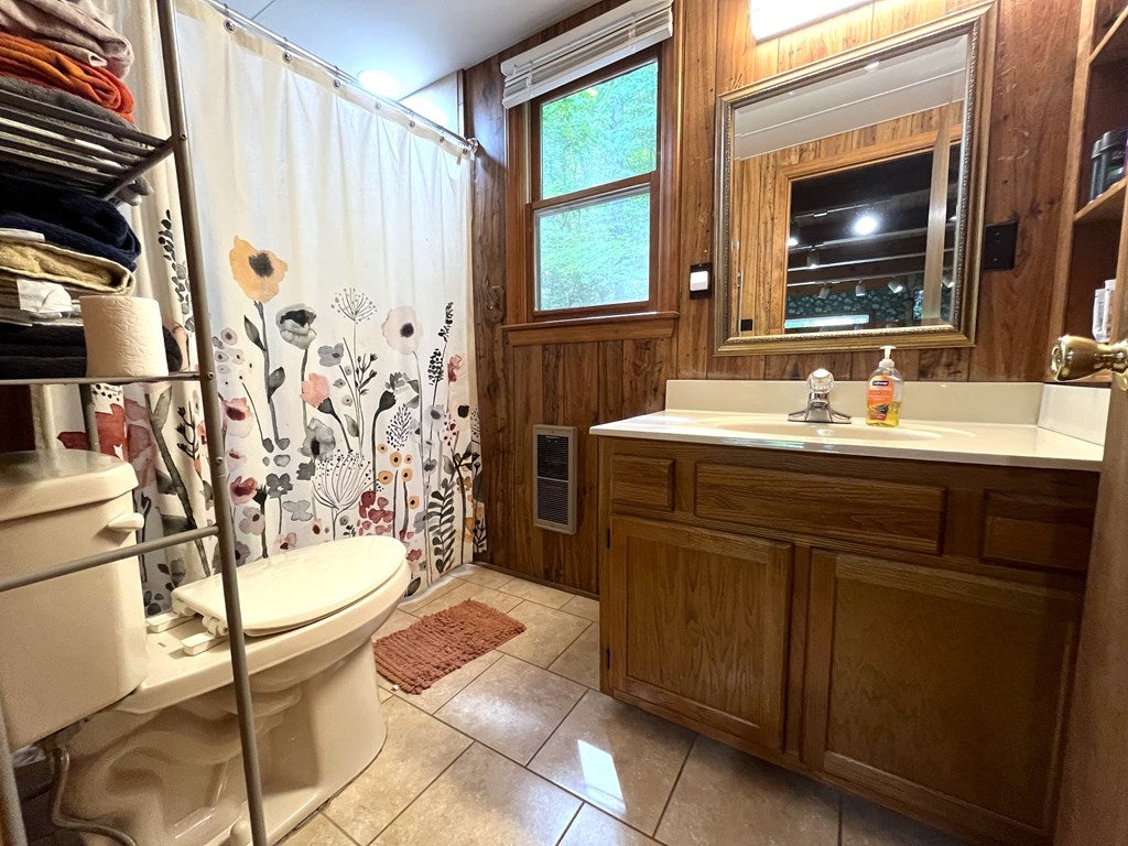 76 Captains Gate Road Willis, VA 24380 - Photo 33 of 50 Gallery Image 33