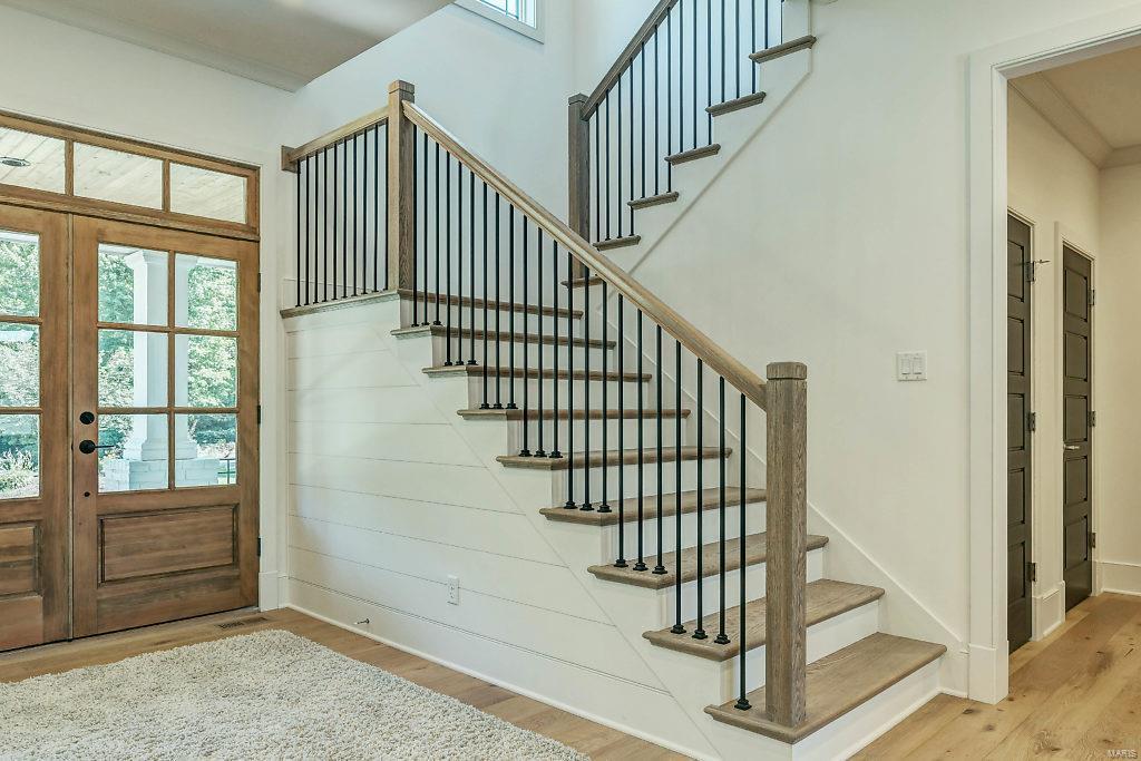4 Fielding Road Ladue, MO 63124 - Photo 3 of 63 Gallery Image 3