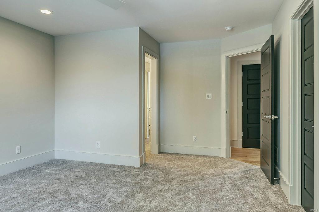 4 Fielding Road Ladue, MO 63124 - Photo 46 of 63 Gallery Image 46