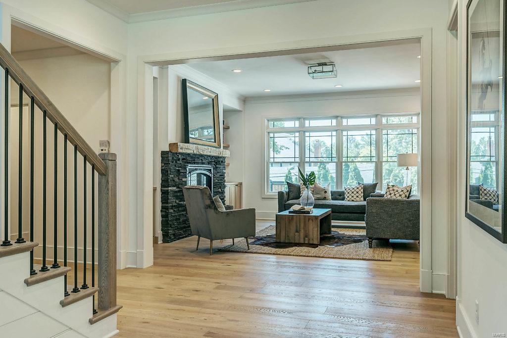 4 Fielding Road Ladue, MO 63124 - Photo 7 of 63 Gallery Image 7