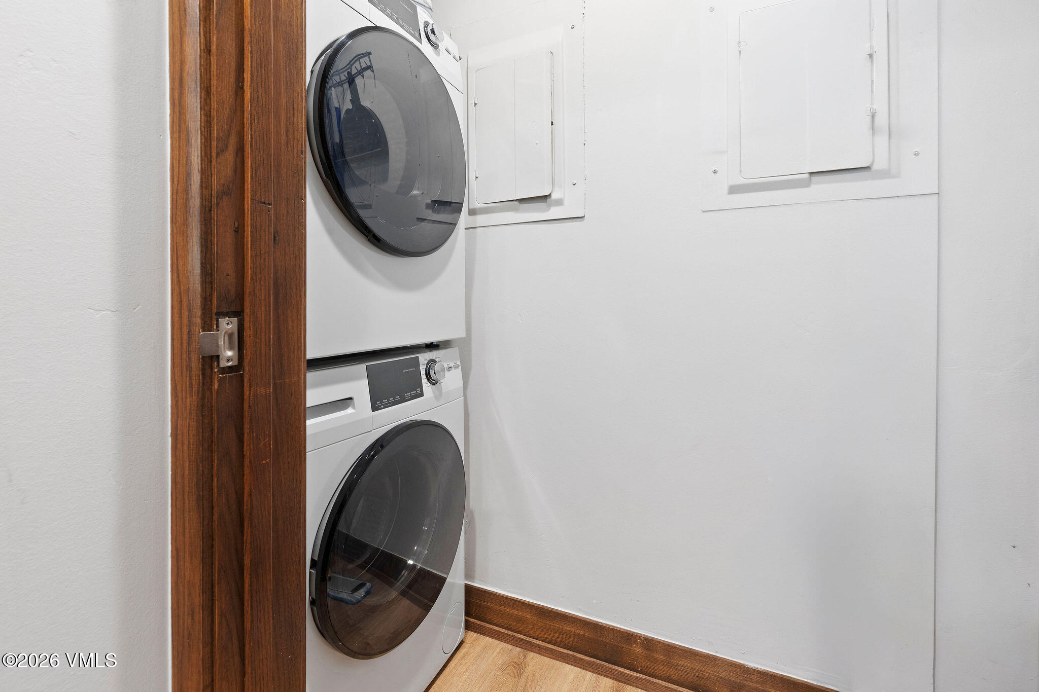 120 Offerson Road, Unit 5030 Avon, CO 81620 - Photo 13 of 14 2606_charter_5030_interior_laundry