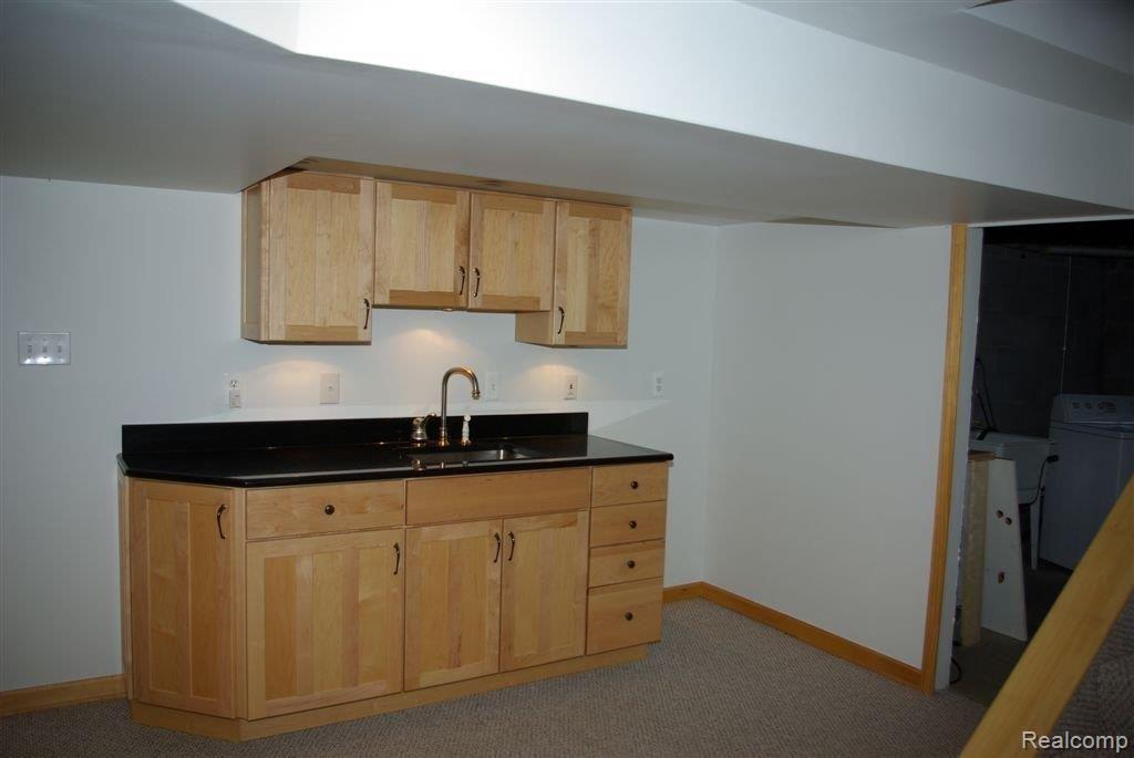68815 Dequindre Road Oakland, MI 48363 - Photo 21 of 21 Wet Bar Lower Level