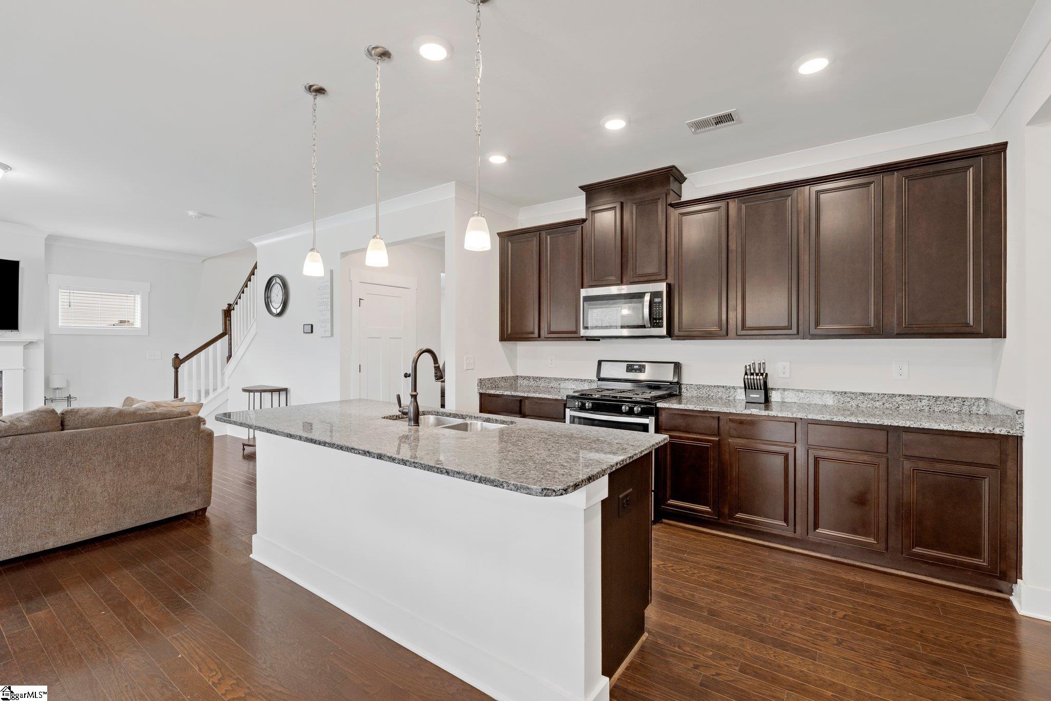 313 River Otter Road Simpsonville, SC 29680 - Photo 6 of 35 Gallery Image 6