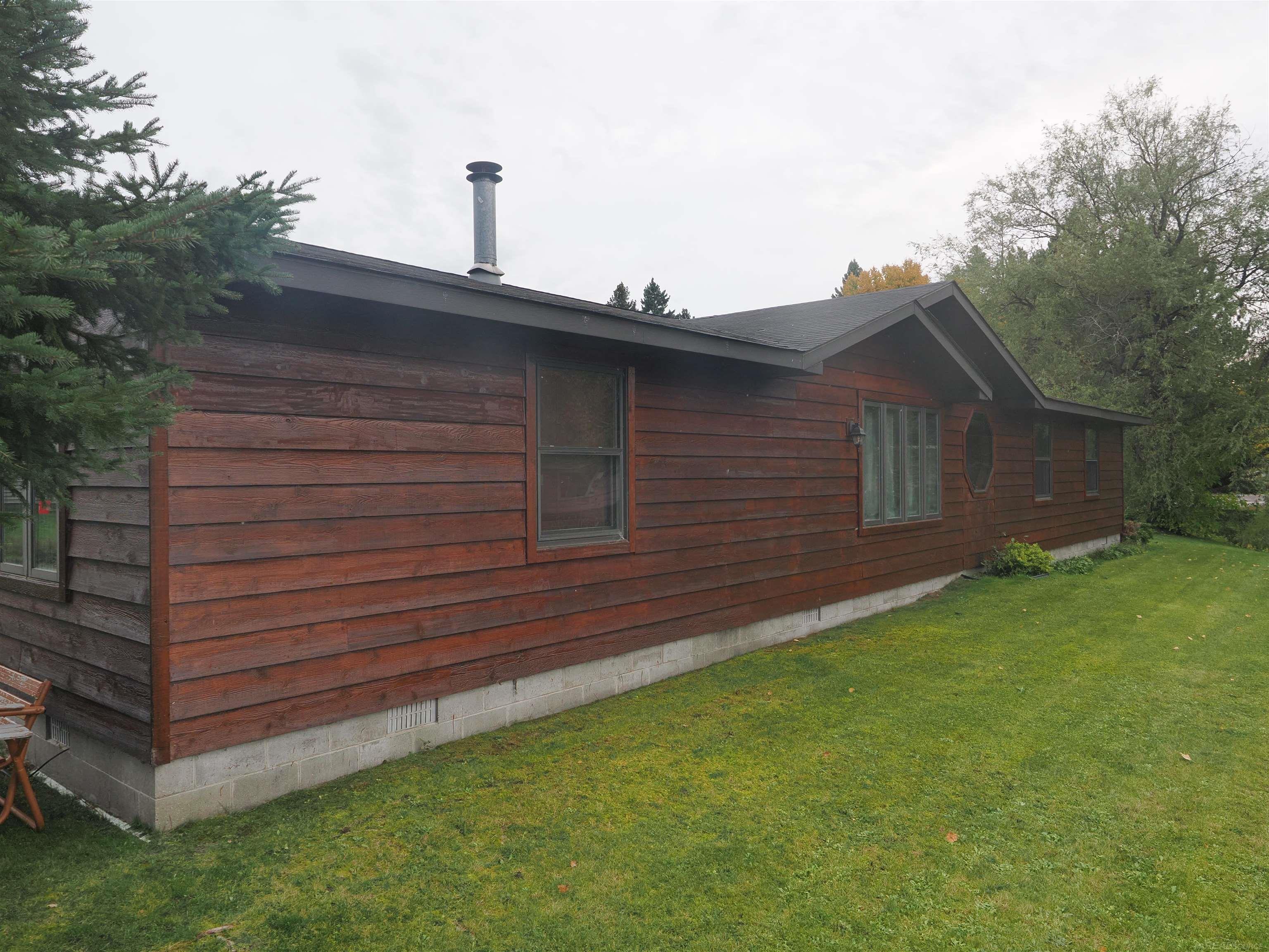 2039 South Riverside Drive Sault Ste. Marie, MI 49783 - Photo 46 of 75