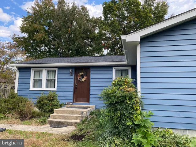 $2,600 | 6227 Dalrymple Road, Chesapeake Beach, MD 20732