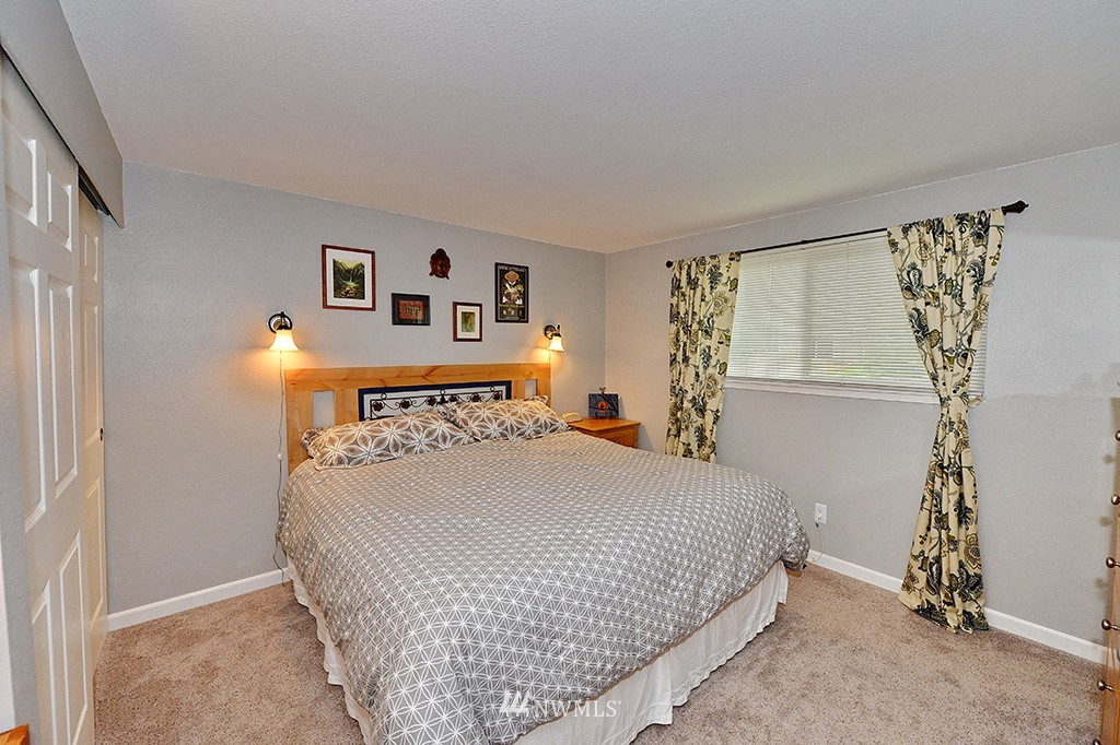 3531 199th Street Southeast Bothell, WA 98012 - Photo 12 of 16