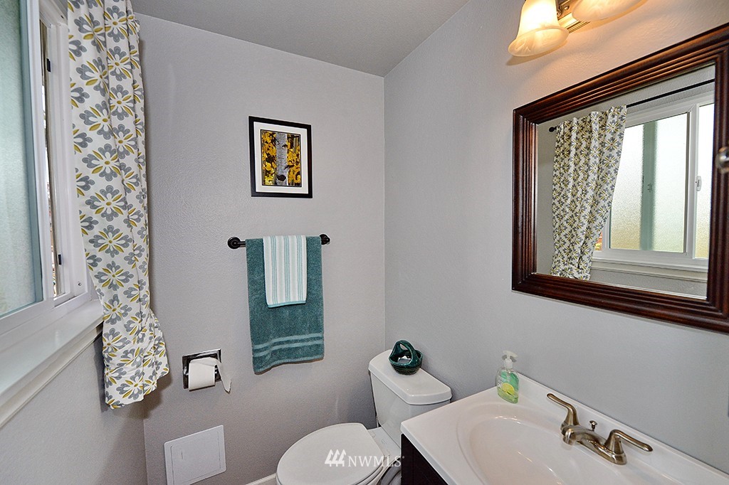 3531 199th Street Southeast Bothell, WA 98012 - Photo 13 of 16