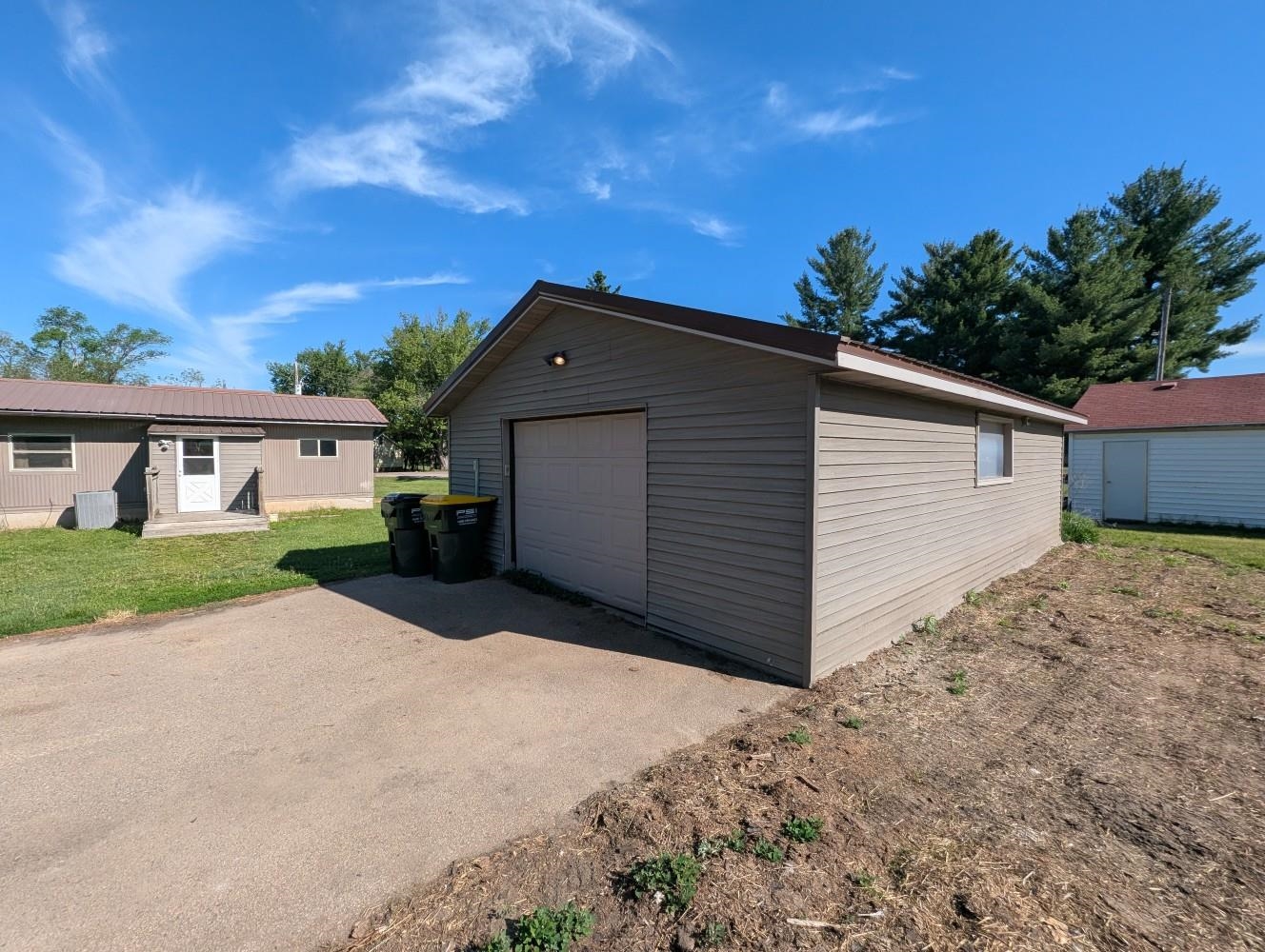 S2778 County Rd K Reedsburg, WI 53959 - Photo 8 of 43