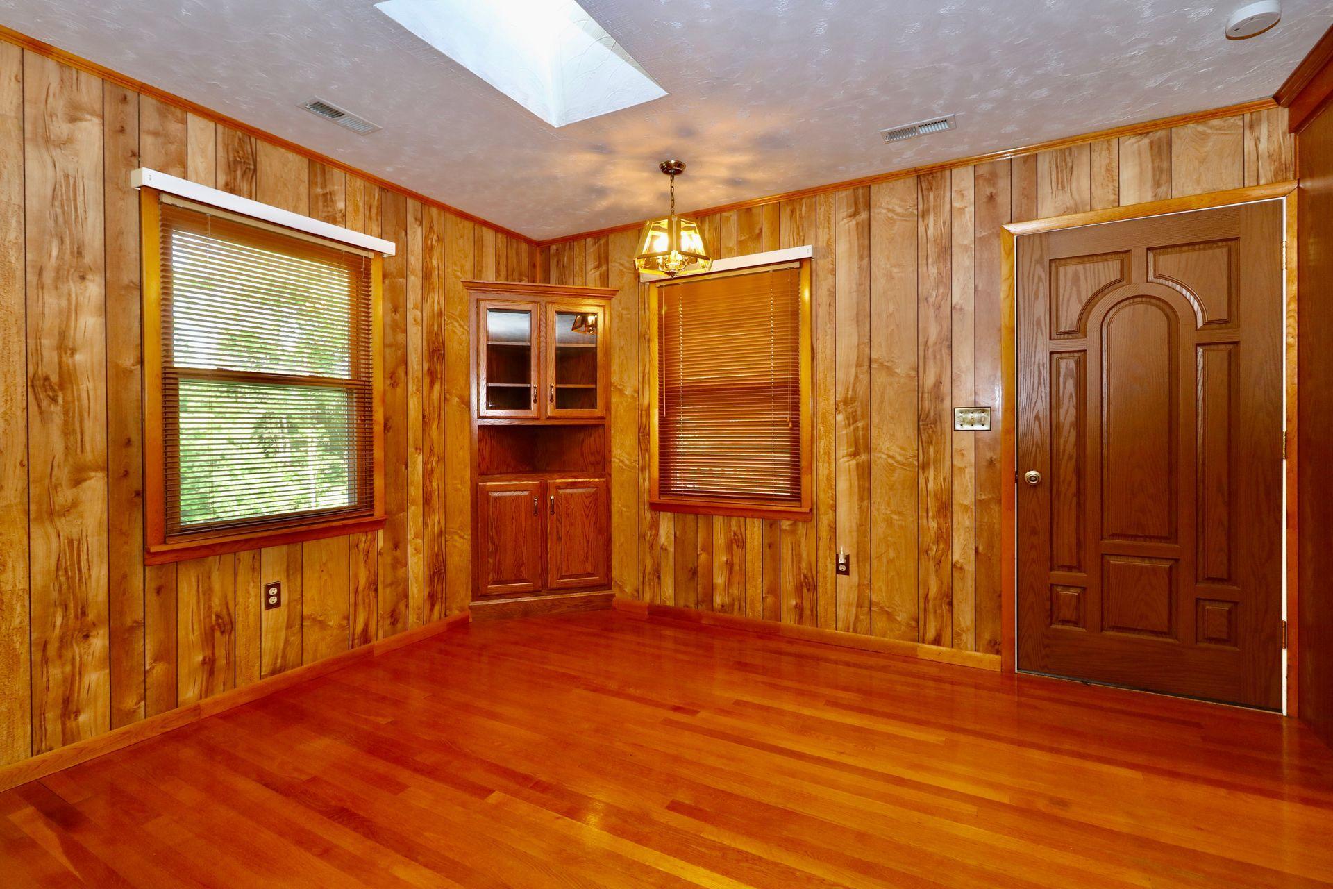 572 Arch Mill Road Buchanan, VA 24066 - Photo 10 of 48 Dining Area
