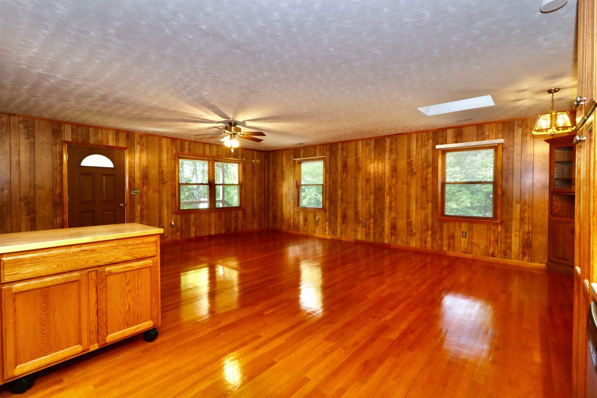 572 Arch Mill Road Buchanan, VA 24066 - Photo 14 of 48 Entry