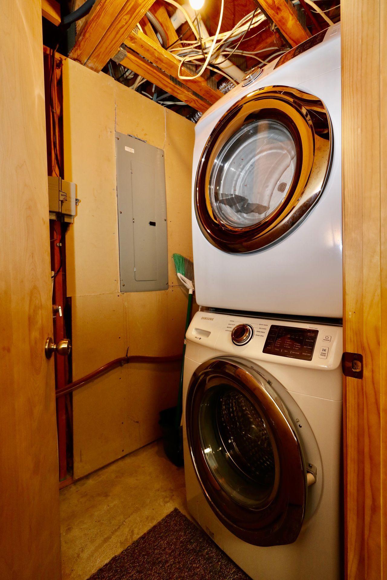 572 Arch Mill Road Buchanan, VA 24066 - Photo 27 of 48 Laundrt