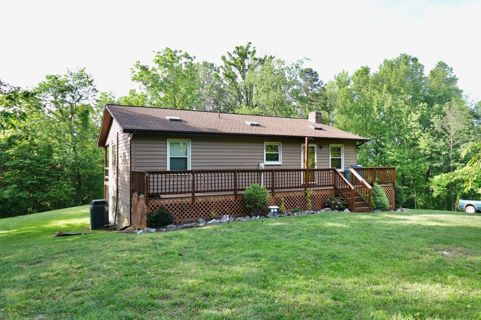 572 Arch Mill Road Buchanan, VA 24066 - Photo 45 of 48 Rear of home