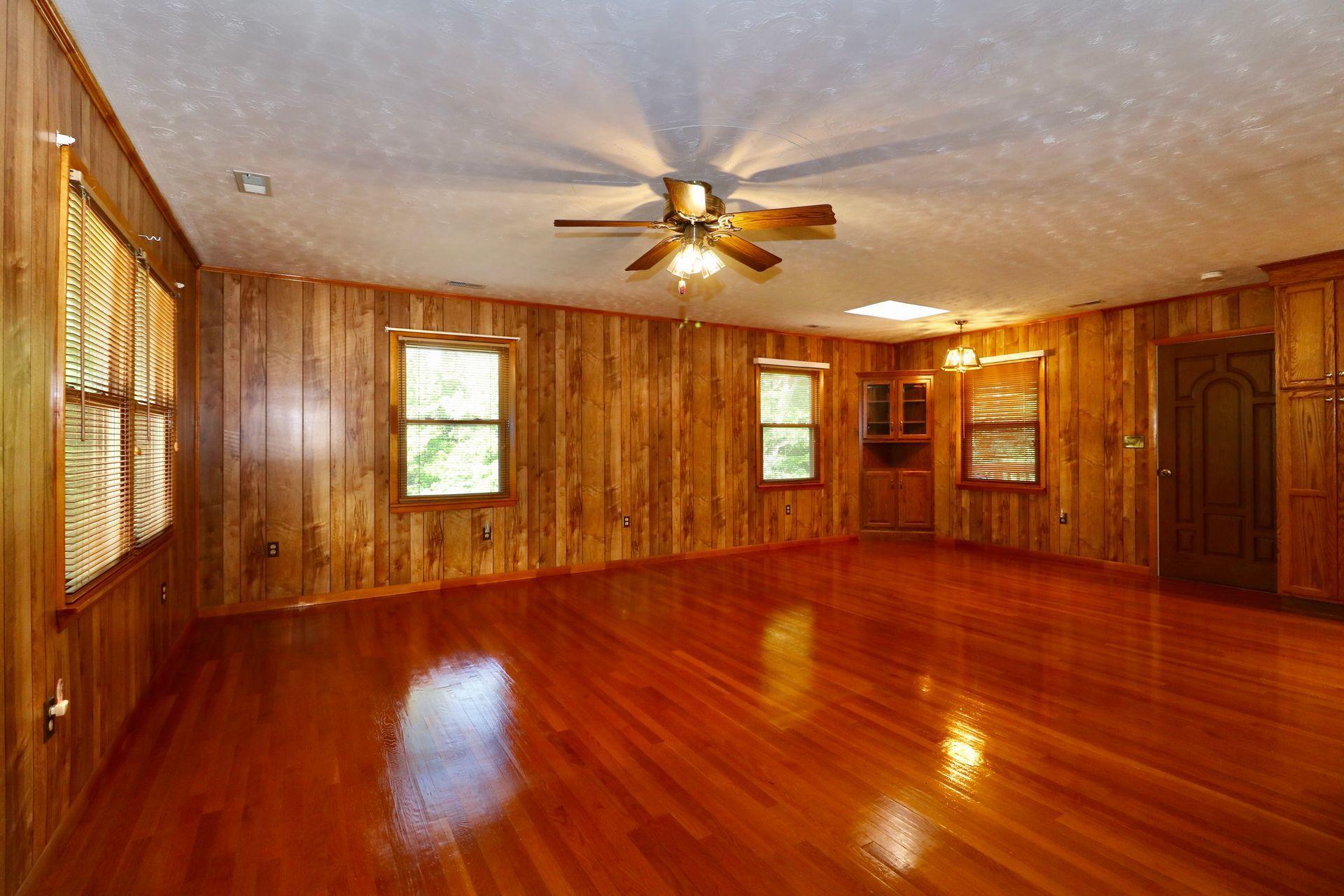 572 Arch Mill Road Buchanan, VA 24066 - Photo 8 of 48 Great Room